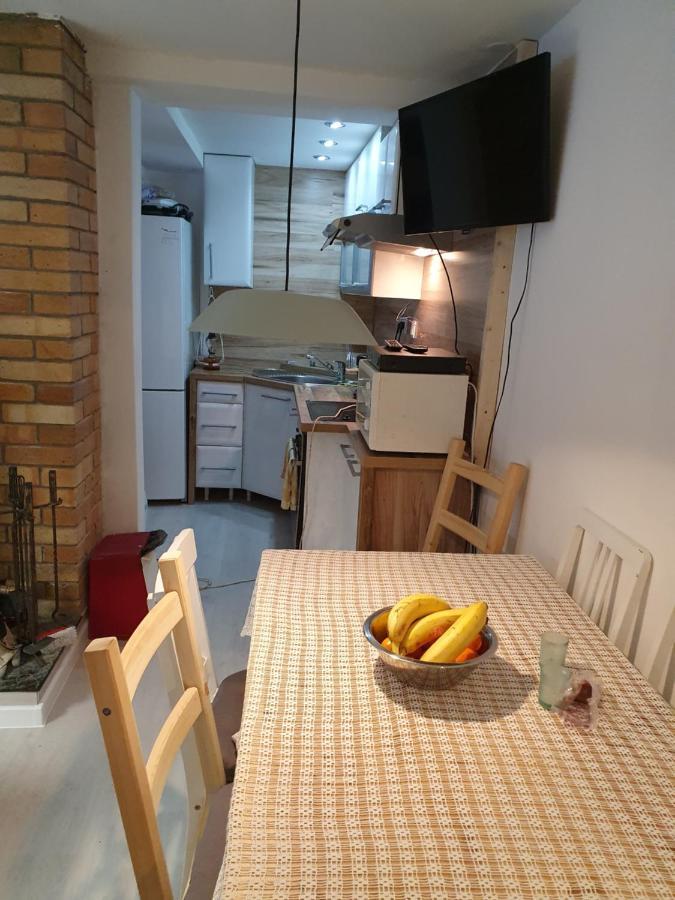 Horska Chata V Srdci Kremnickych Hor Banská Bystrica Exterior foto